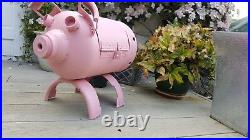 Charcoal barbeque grill, pink piggie
