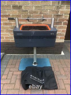 Everdure Heston Blumenthal Fusion Electric Ignition Charcoal BBQ Grill & Cover