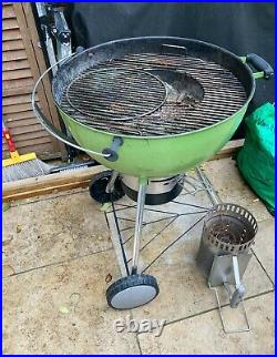 Green 57cm/ 22.5 Weber Master-Touch charcoal barbecue grill & chimney starter
